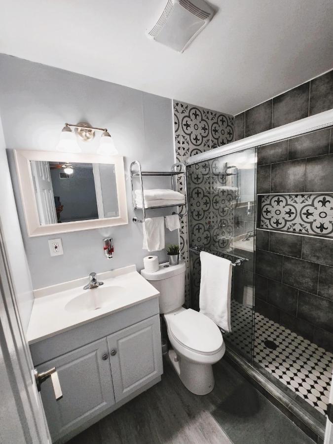 Cheerful Super Suite + 2 Queen + Sofa Bed Minutes From The Airport! Tampa Esterno foto