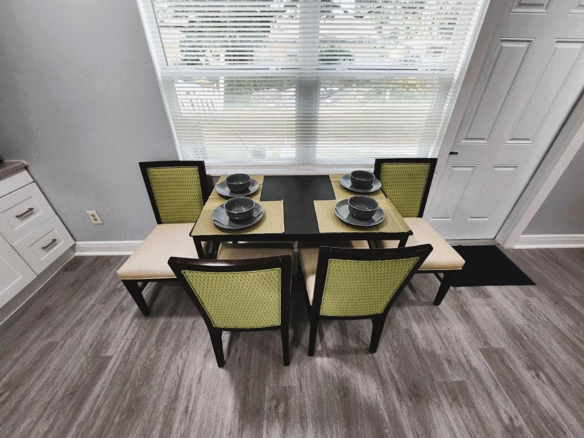 Cheerful Super Suite + 2 Queen + Sofa Bed Minutes From The Airport! Tampa Esterno foto
