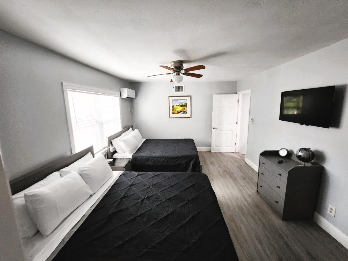 Cheerful Super Suite + 2 Queen + Sofa Bed Minutes From The Airport! Tampa Esterno foto